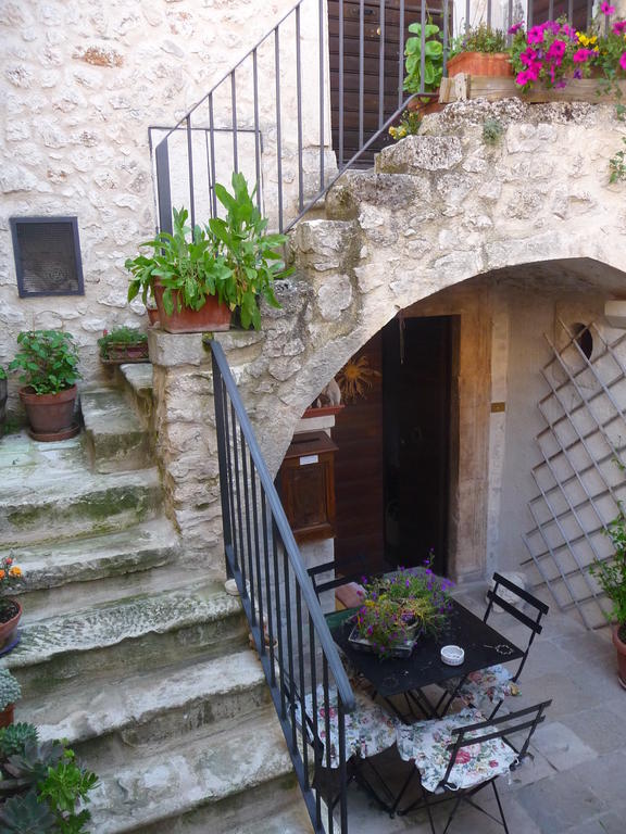 La Bifora E Le Lune Vico Sotto Gli Archi 5 Santo Stefano Di Sessanio Exterior photo